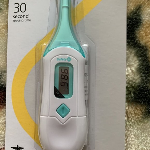 Safety 1st 3-in-1 Nursery Thermometer Underarm Oral Rectal 30 Second Reading - Picture 6 of 7